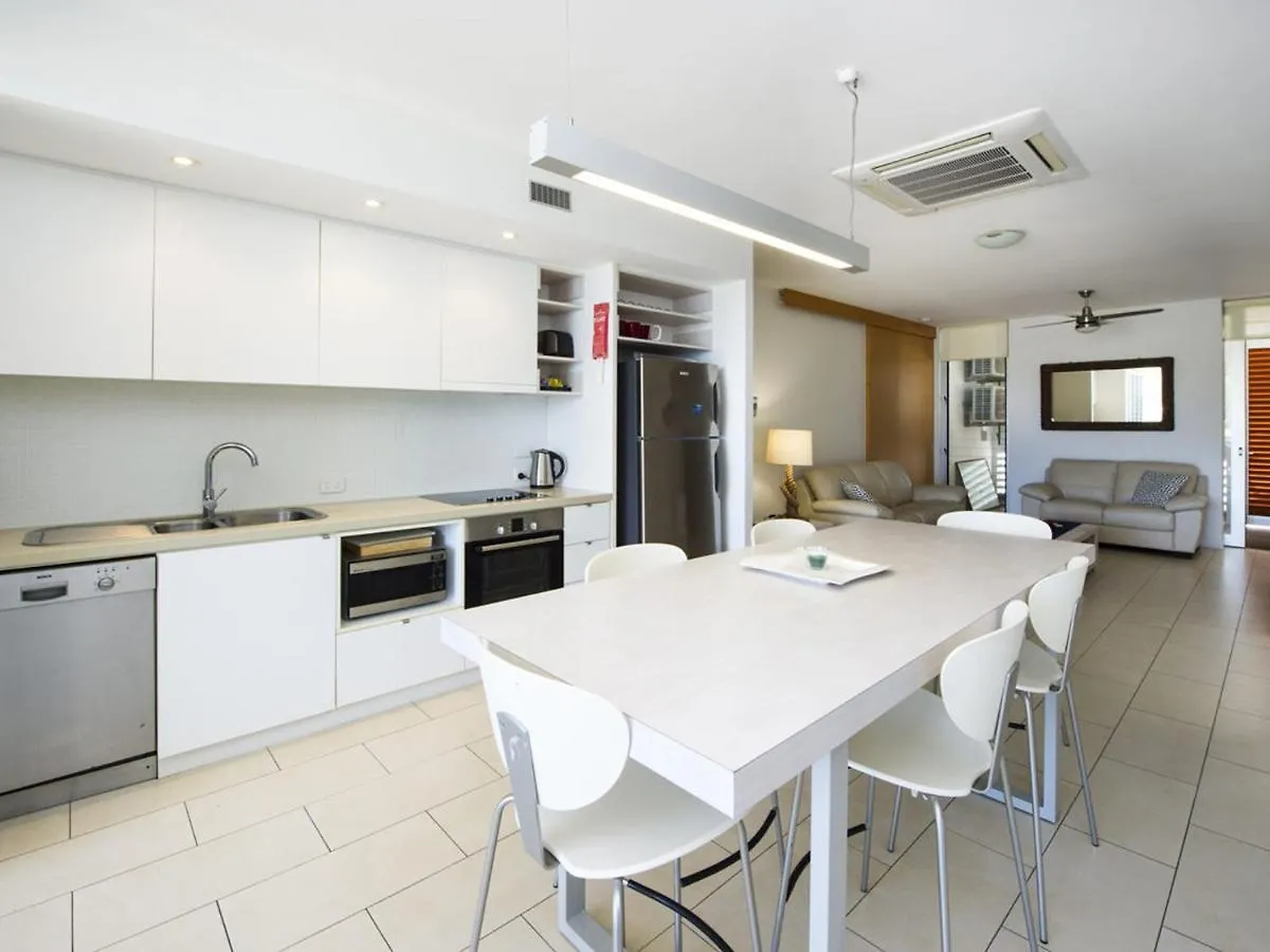 1 Bright Point Apartment 1401 خليج نيللي